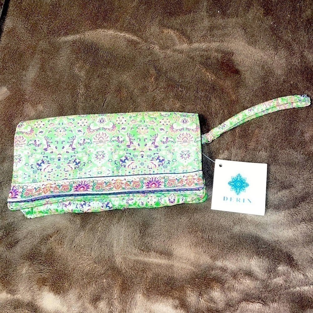 Derin Fabric Green Floral Clutch Wallet